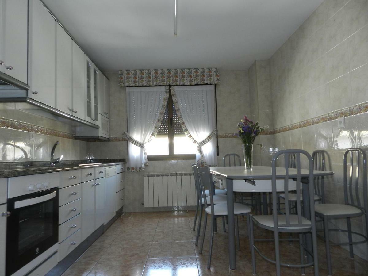 Lagunen Etxea Muniain de la Solana Buitenkant foto