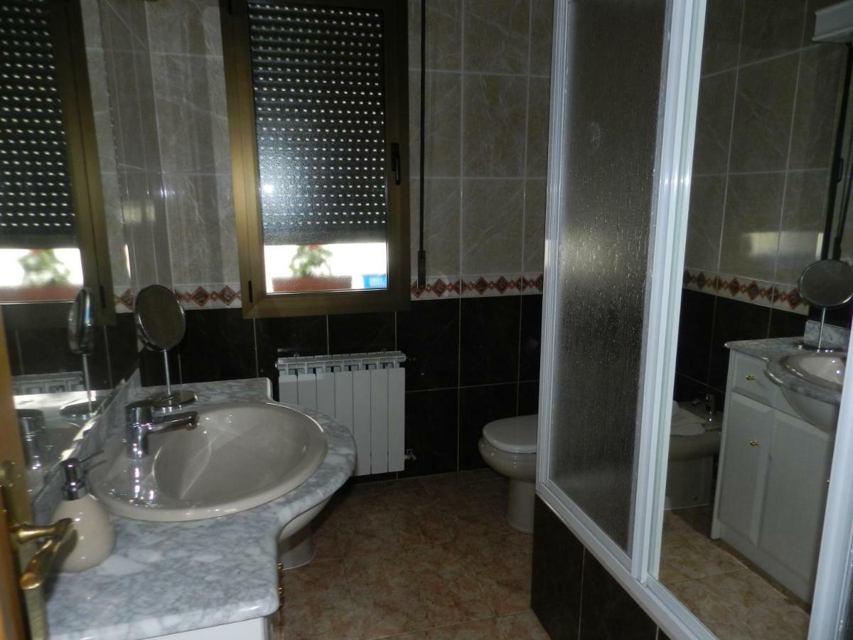Lagunen Etxea Muniain de la Solana Buitenkant foto