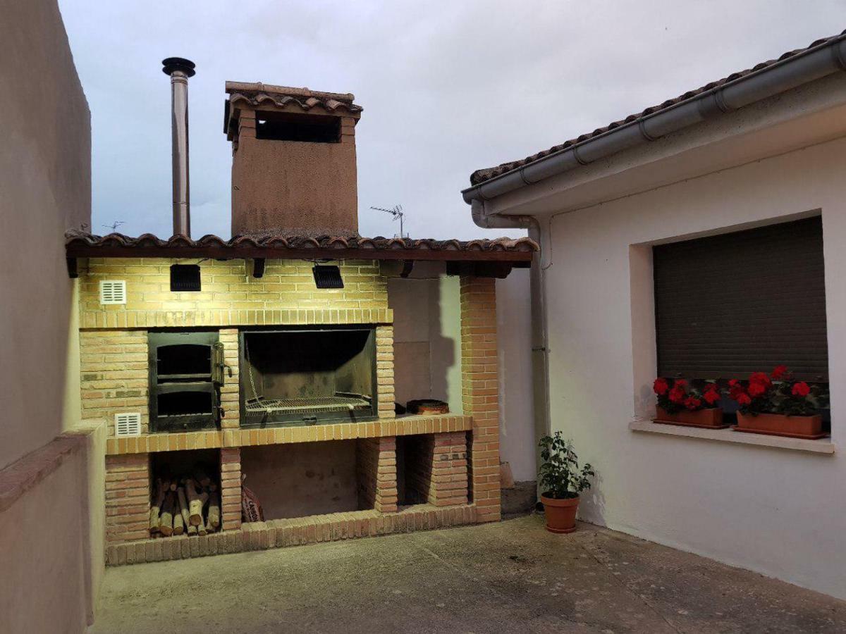 Lagunen Etxea Muniain de la Solana Buitenkant foto